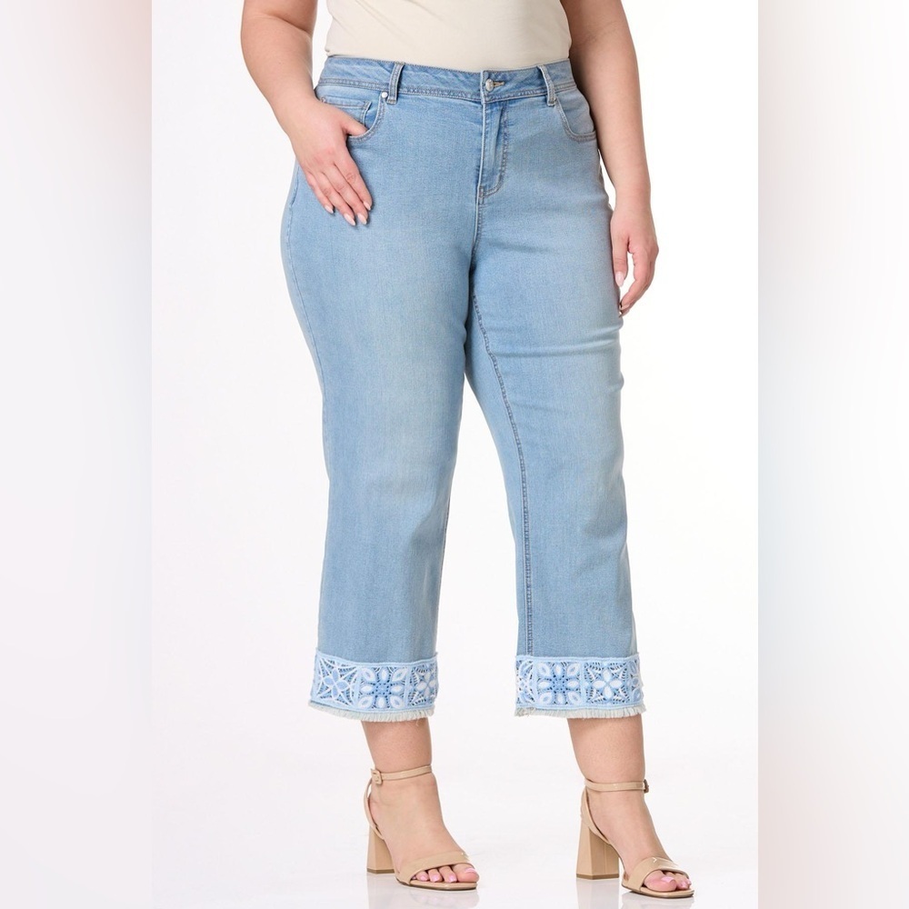 Cato | PLUS SIZE CROPPED CROCHET TRIM JEANS VARIOUS SIZES AVAILABLE